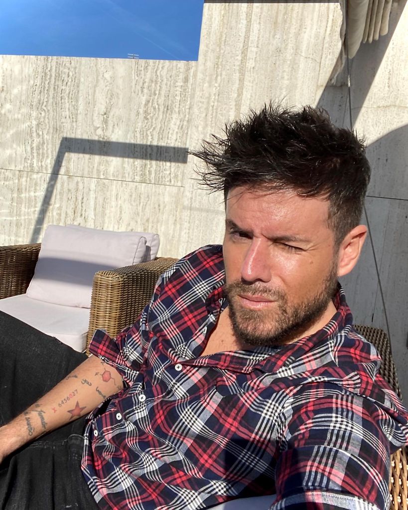 Pablo López en una de las terrazas de su casa en Madrid