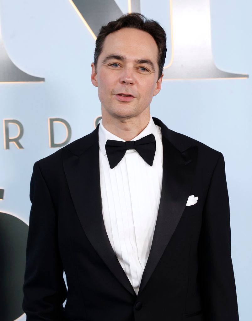 El actor JIm Parsons saltó a la fama com Sheloon Cooper en 'The Big Bang Theory'