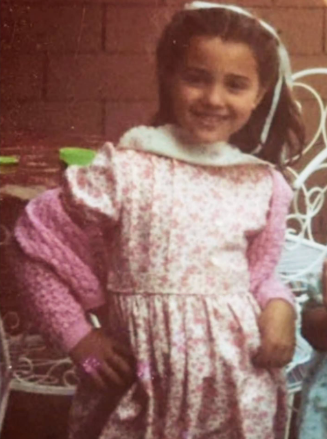Paula Echevarría comparte esta foto de su infancia por su 49 cumpleaños