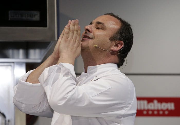 Ángel León, muy emocionado, durante su ponencia en 'Madrid Fusión'. Foto: Madrid Fusión

