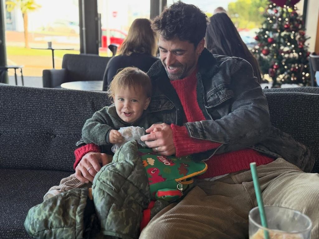 Matías Novoa y su hijo, Milo