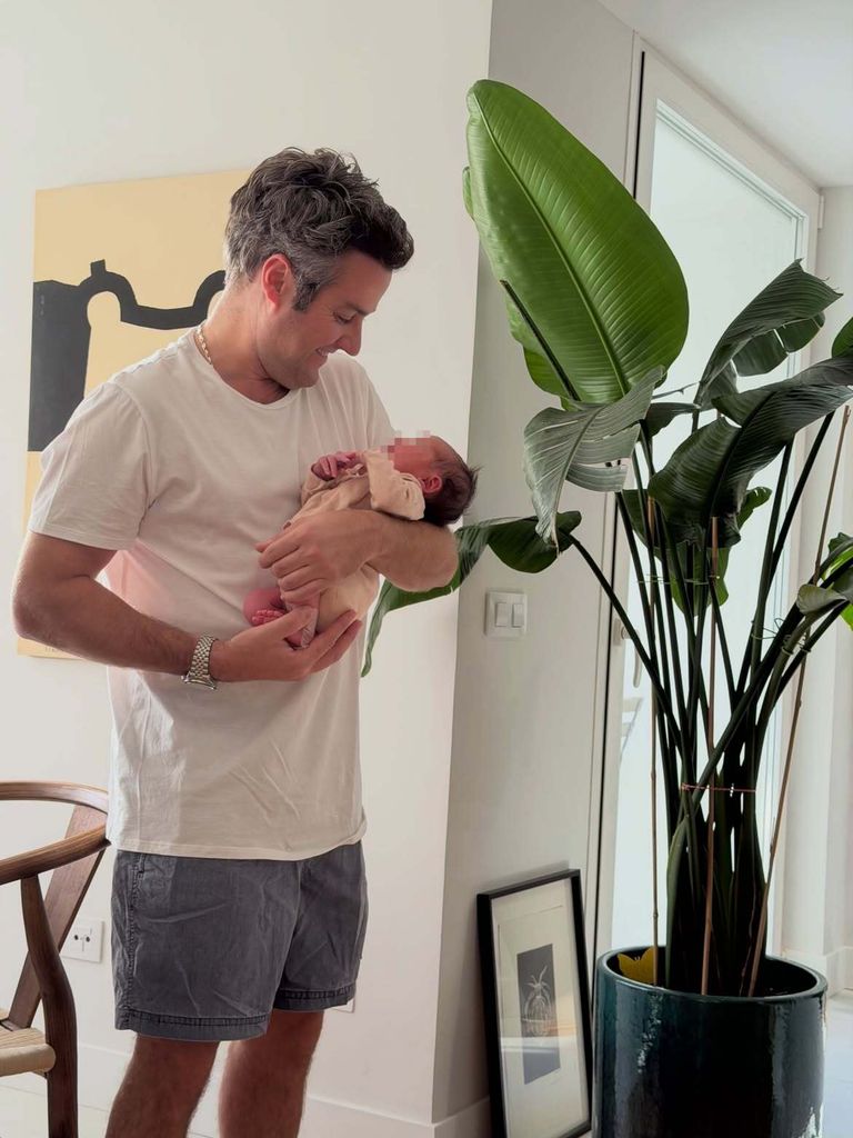 La primera foto publicada del padre con su pequeña