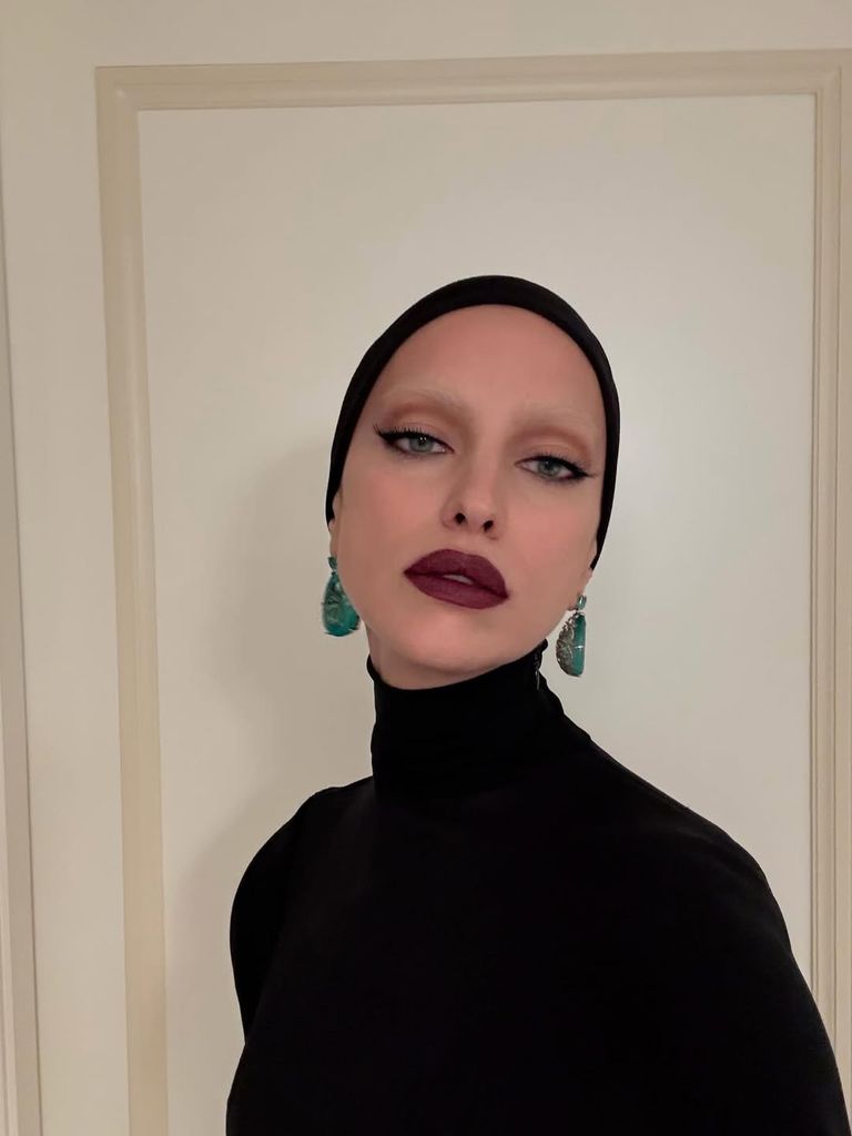 Irina Shayk en la gala del Calendario Pirelli 2026 por Solve Sundsbo, Praga, 2025.