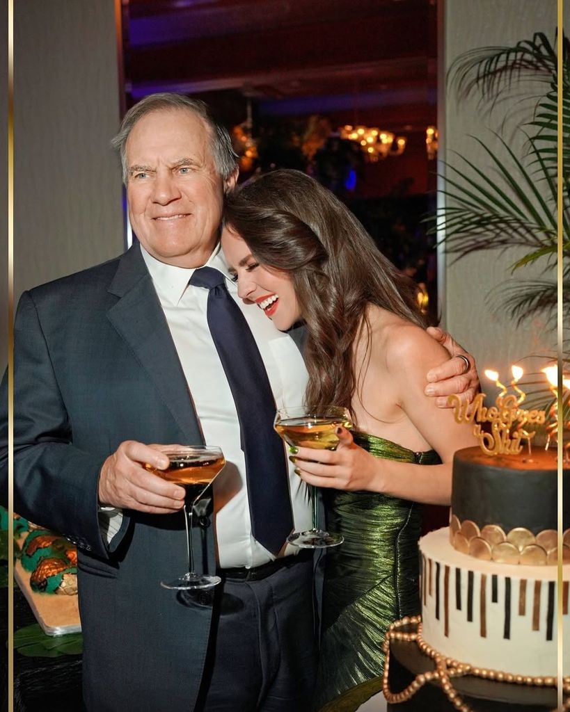 Bill Belichick y Jordon Hudson