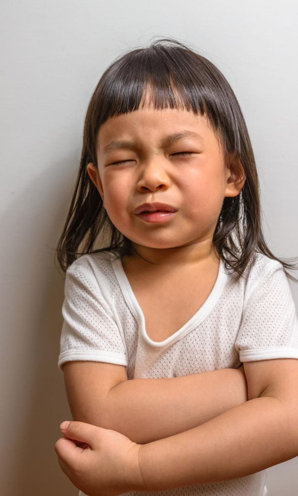 Niña con dolor abdominal