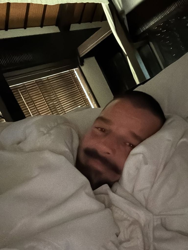 Ricky Martin lidió con la influenza durante sus vacaciones. 