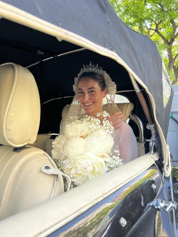 La elegante boda de Jaime de Figueroa, nieto de la condesa de Romanones, en  Sevilla