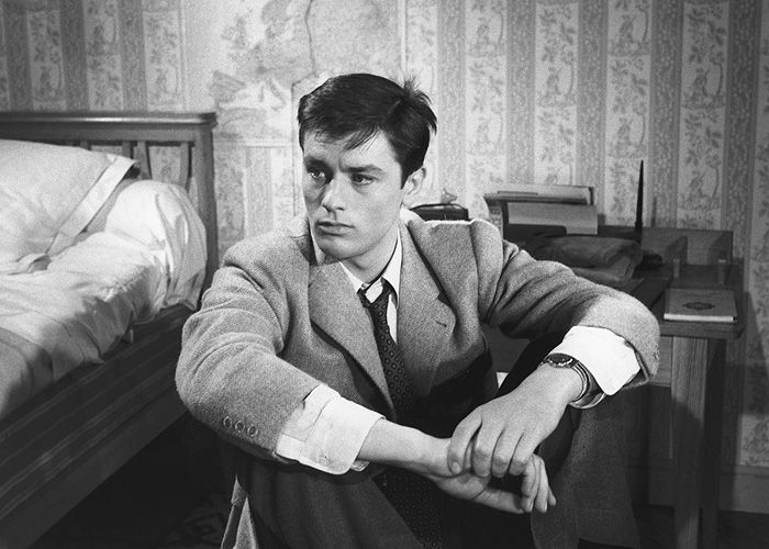 Alain Delon en su juventud 