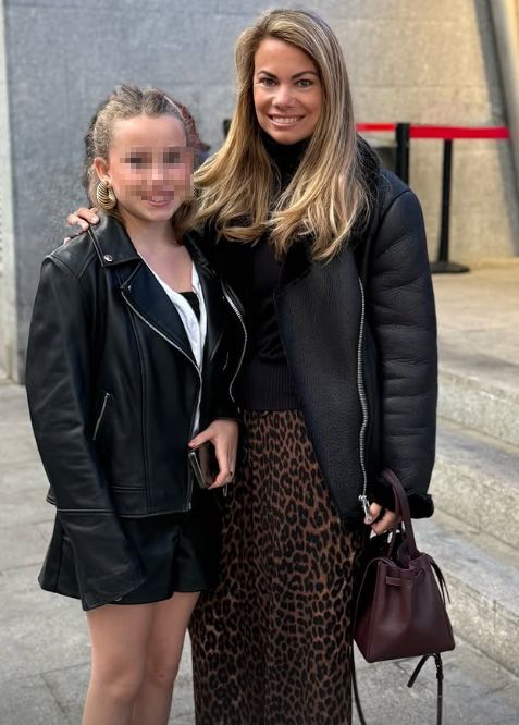 Carla Goyanes y su sobrina, Mini Cari