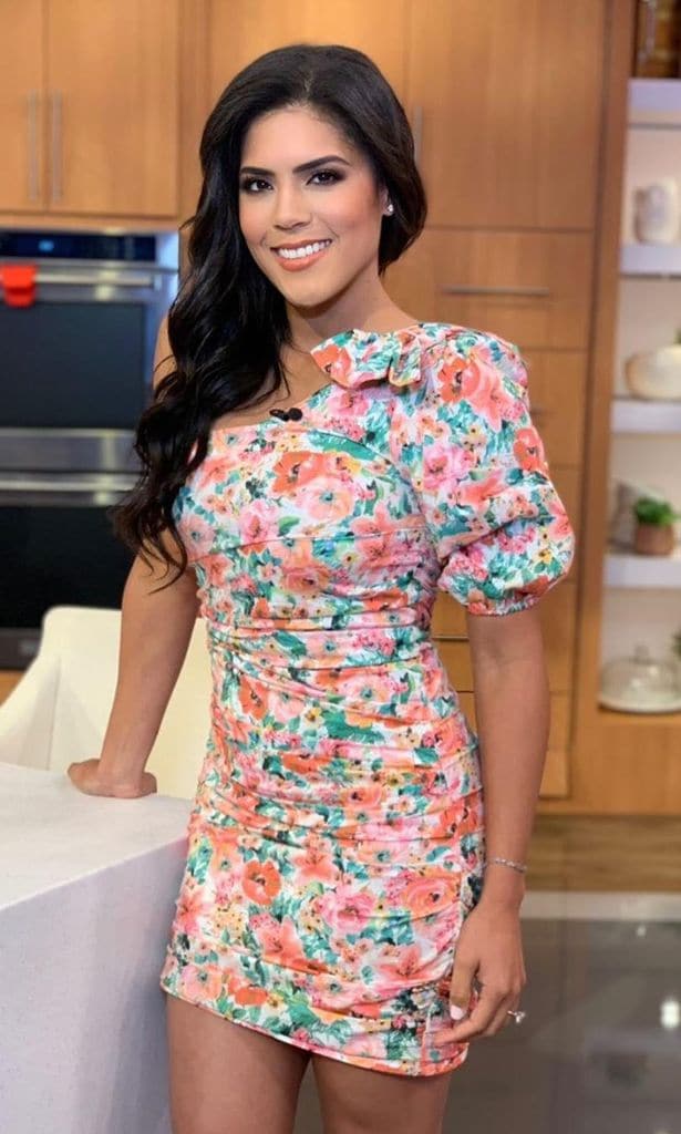francisca lachapel con mini vestido floral