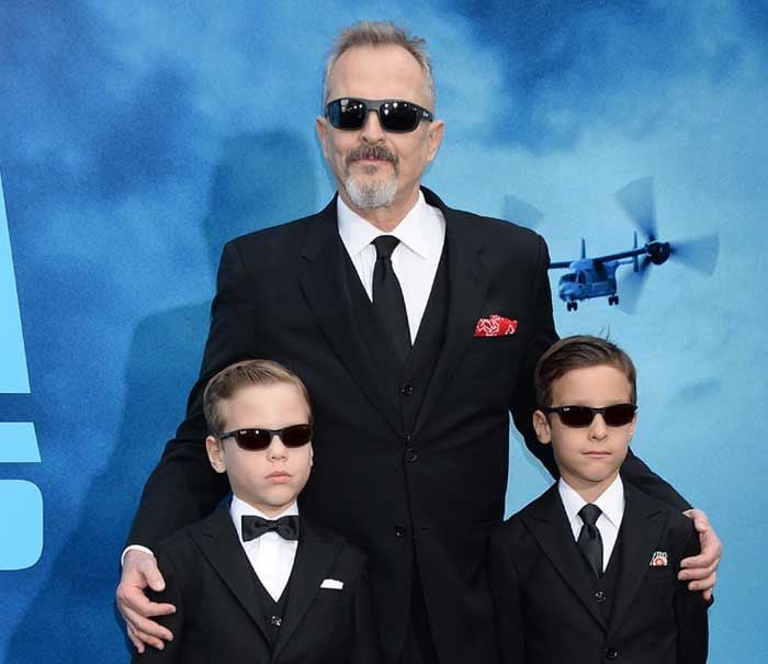 Miguel Bosé, con sus hijos Tadeo y Diego