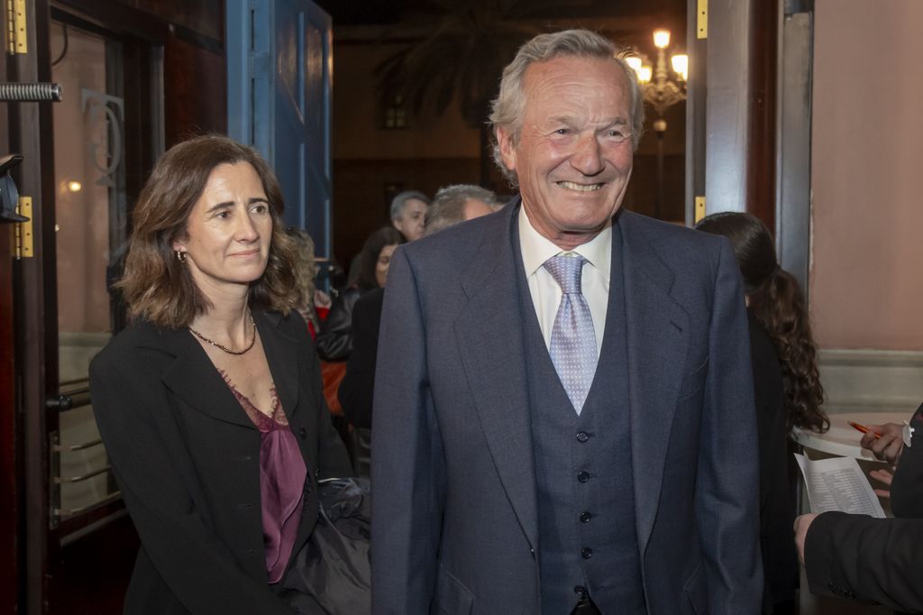 Luis Astolfi llegando al teatro Fanuel Falla de Cádiz