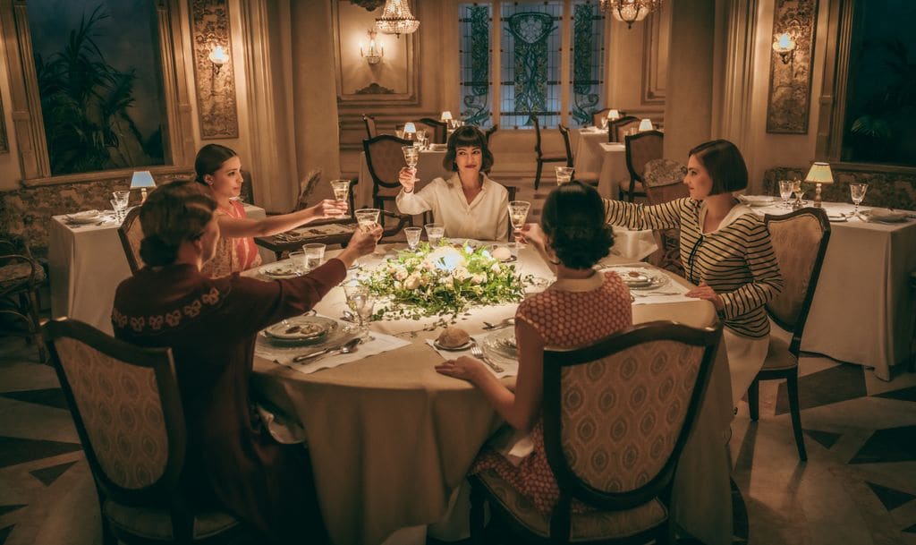 Las chicas arreglan sus diferencias y están más unidas que nunca