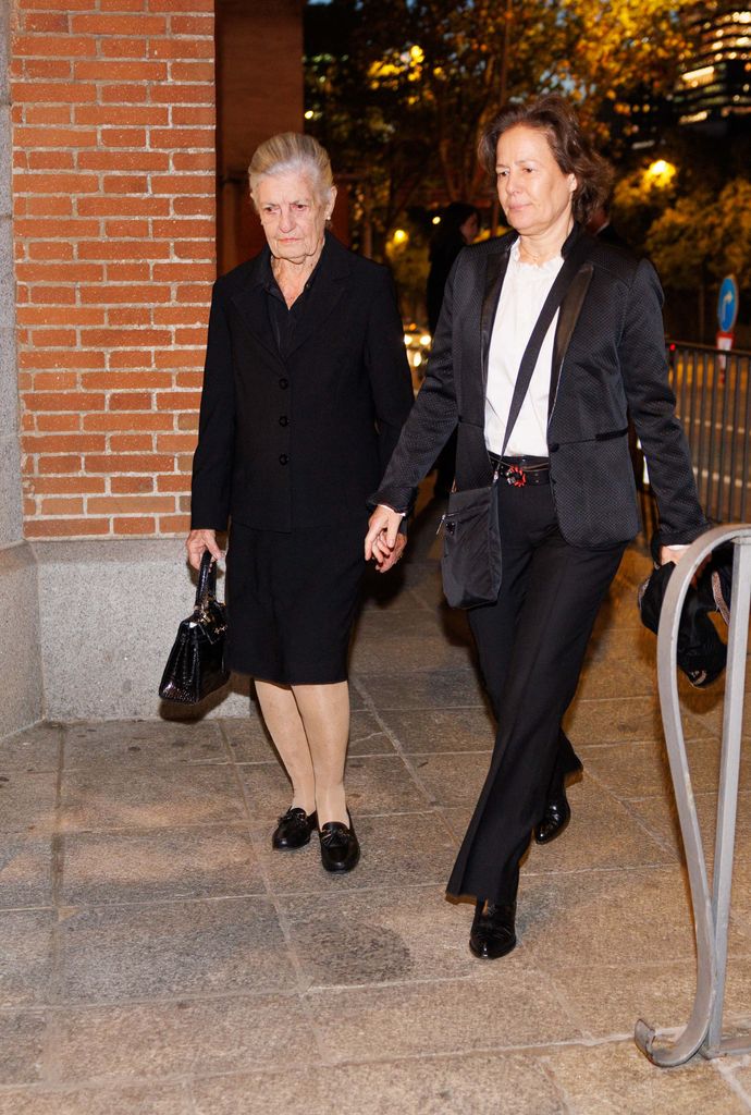 Teresa de Borbón y Borbón ha acudido con su hija Beatriz Moreno