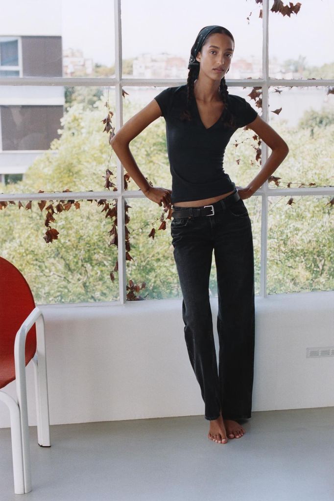 5 vaqueros de Zara lo demuestran y combinan hasta con tus prendas más elegantes