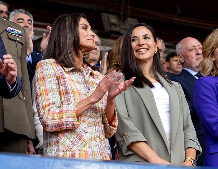Doña Letizia y Mari Ángeles García Chaves
