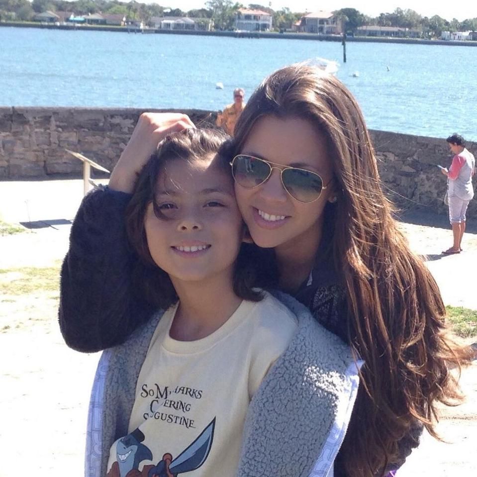 Ximena Duque y su hijo Cristan