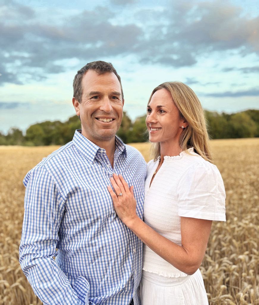 Peter Phillips y Harriet Sperling. El hijo mayor de la princesa Ana y sobrino del Rey Carlos III dará el "sí, quiero" el próximo 6 de junio, y a menos de dos meses del enlace, su prometida se ha convertido en la nueva sensación de la Familia Real