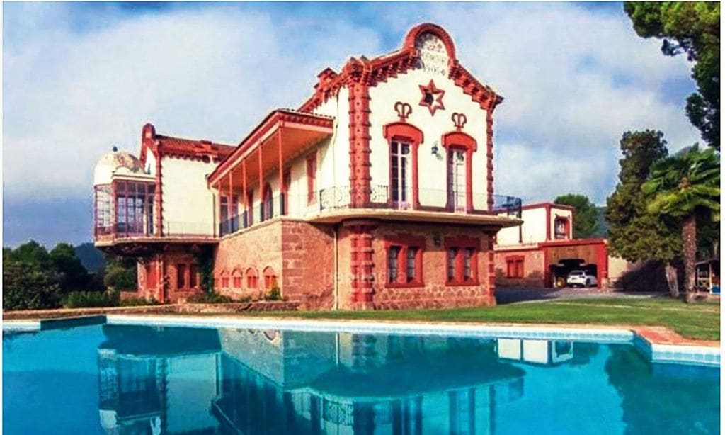 Imágenes palacete de Rosalía y Rauw Alejandro