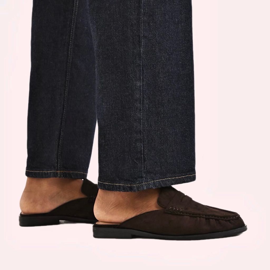 Mocasines marrones destalonados de antelina de New Look