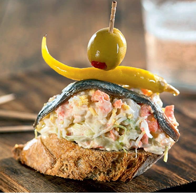 pincho-ensaladilla-salmon-gilda
