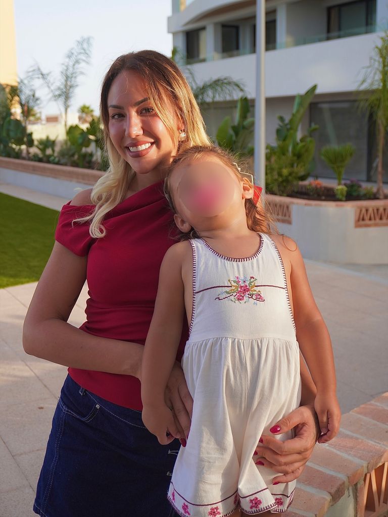 Patricia Steisy con su hija