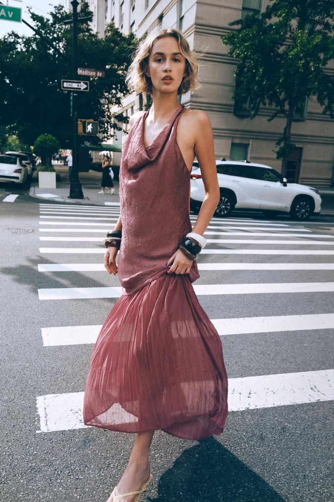 Vestido de boda de invierno de Zara drapeado