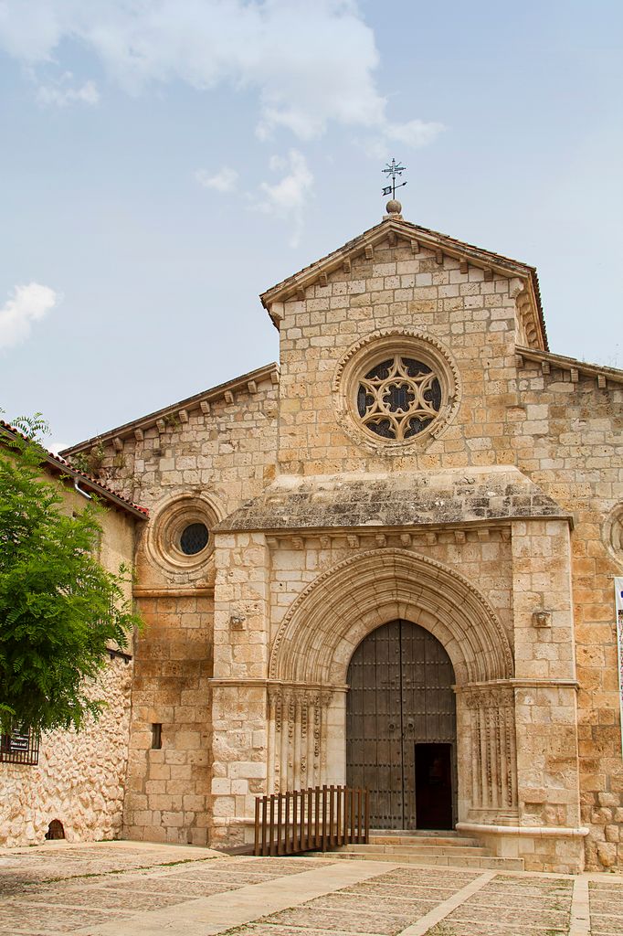 La iglesia de San Miguel, en Brihuega, es obra del siglo XIII, de estilo protogótico con claras reminiscencias del más puro mudéjar toledano. 
