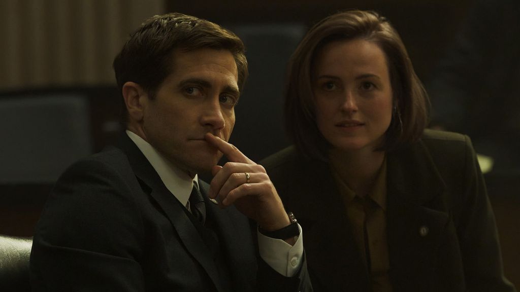 Jake Gyllenhaal y Renate Reinsve en "Presunto inocente"