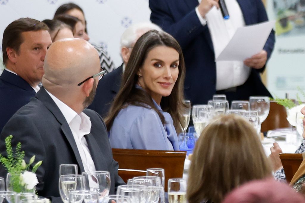 La reina Letizia durante el almuerzo en la Fundación José  María de Llanos 