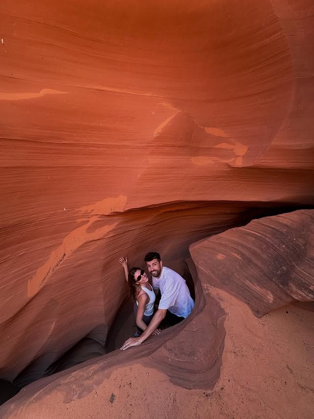 Gerard Piqué y Clara Chia se dejan estar muy enamorados en su reciente viaje a Arizona