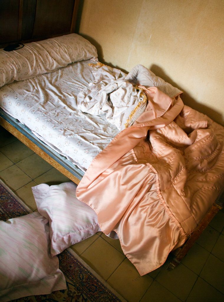 cama desordenada