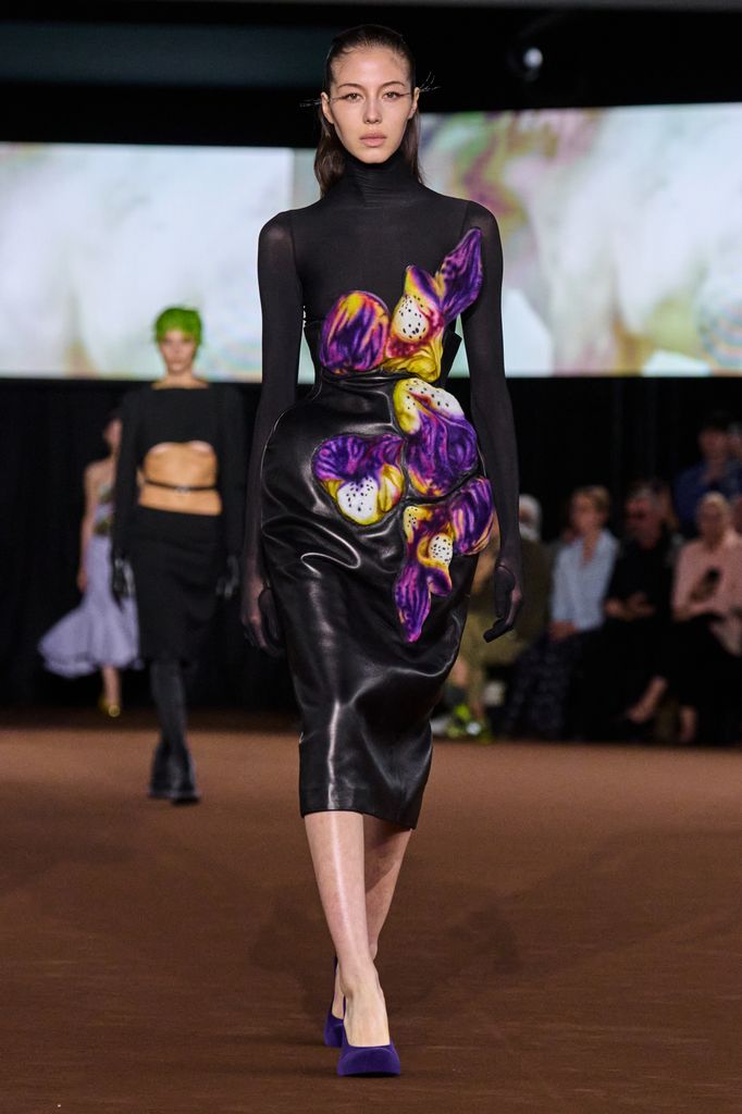 Paris Fashion Week: desfile de Mugler (Primavera/Verano 2027)