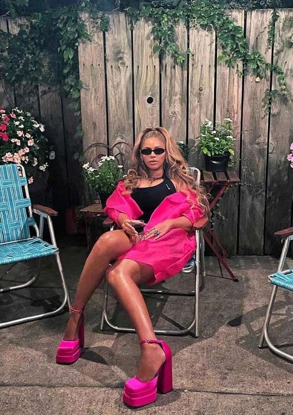 beyonce-rosa