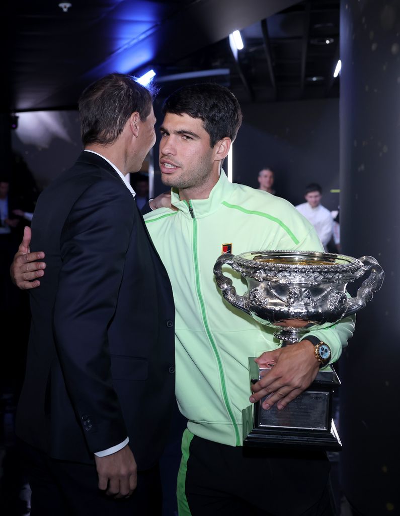 El cariñoso abrazo de los dos 'cracks' en Melbourne