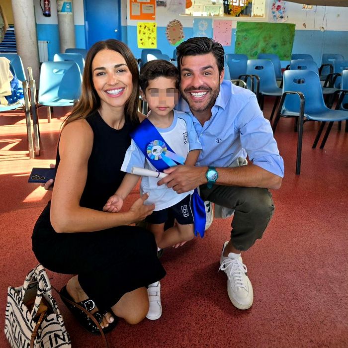 Miki Torres Echevarría, con sus orgullosos papás
