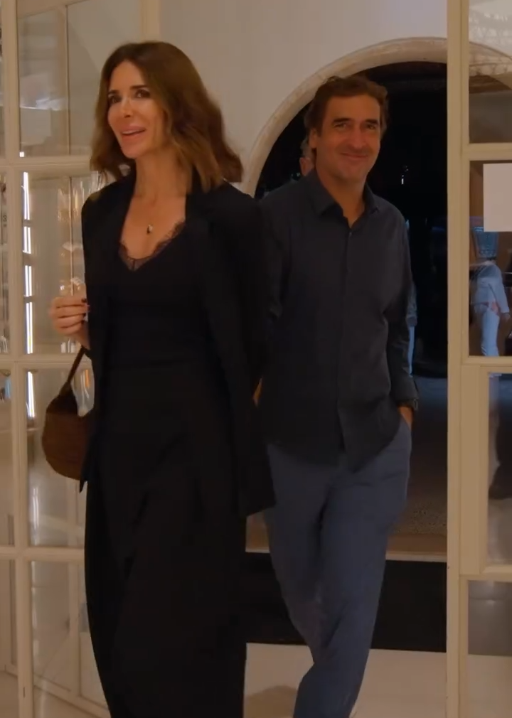 Raúl González y Mamen Sanz llegando a la fiesta.
