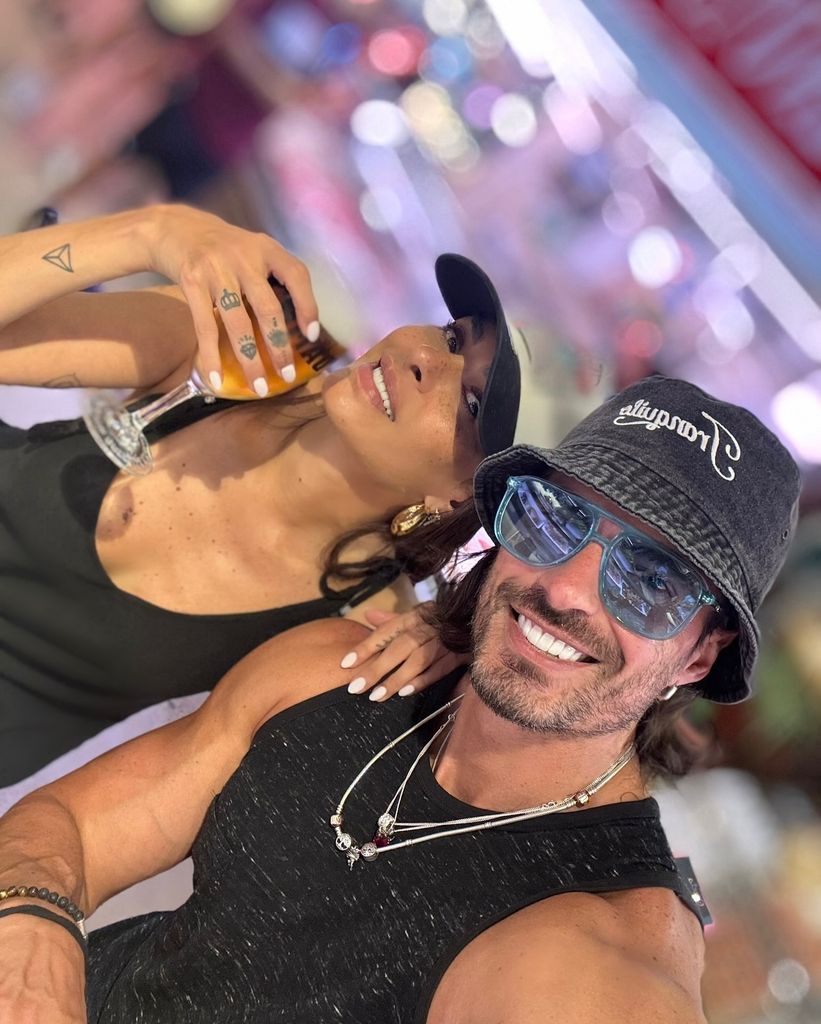 Galilea Montijo y su novio por Barcelona