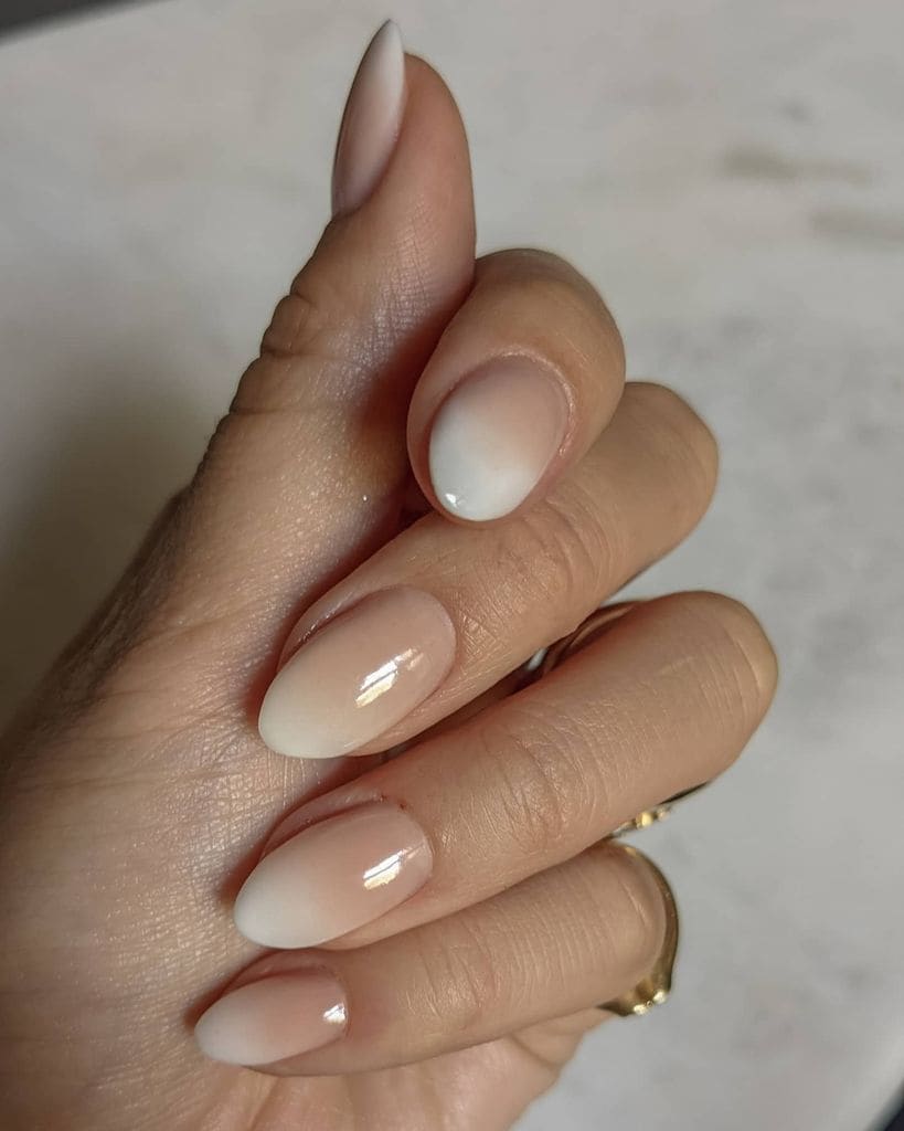 Uñas para novias manicuras de boda ombré o degradada