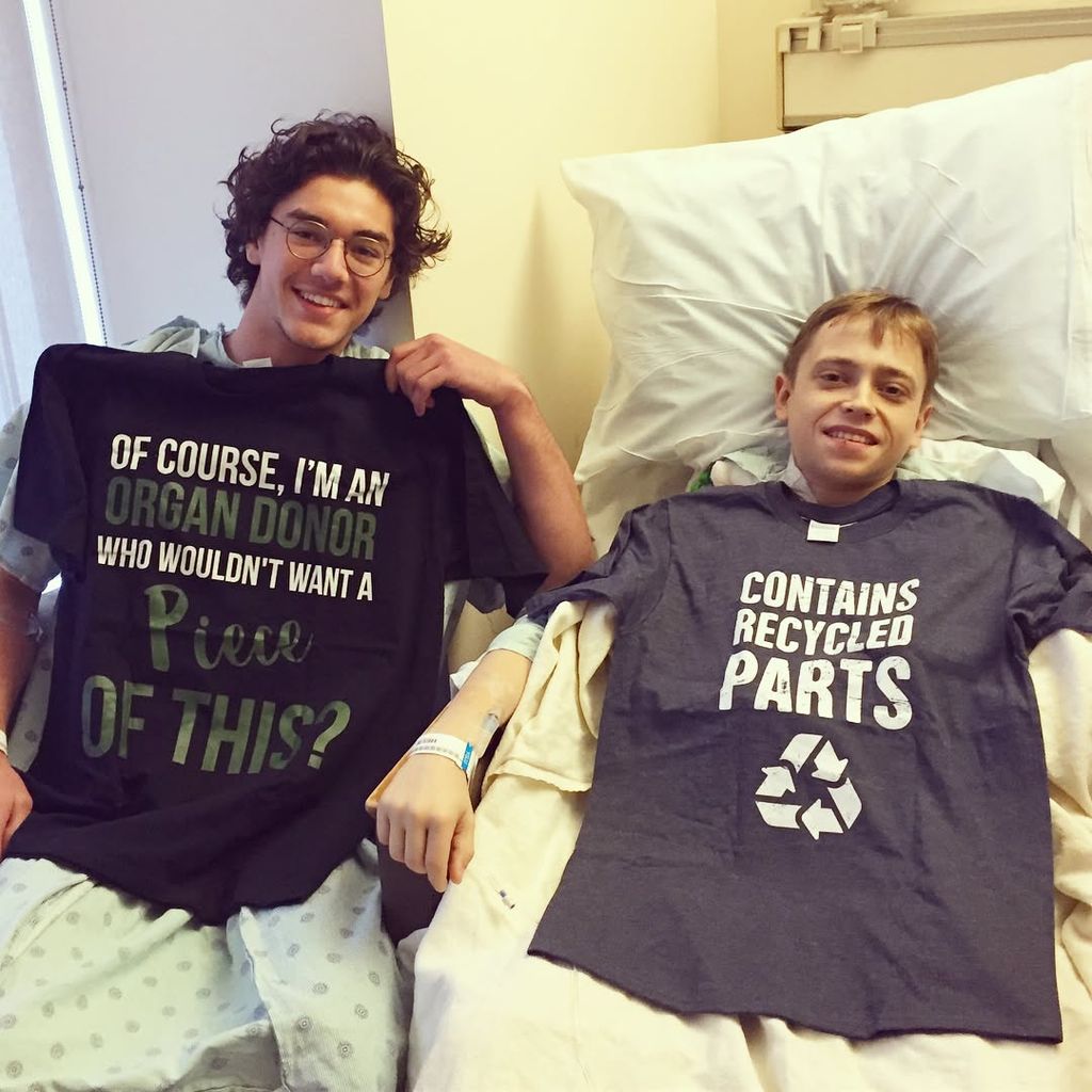 Finalmente Brendan, encontraron un donante compatible, y Brendan recibió un riñón