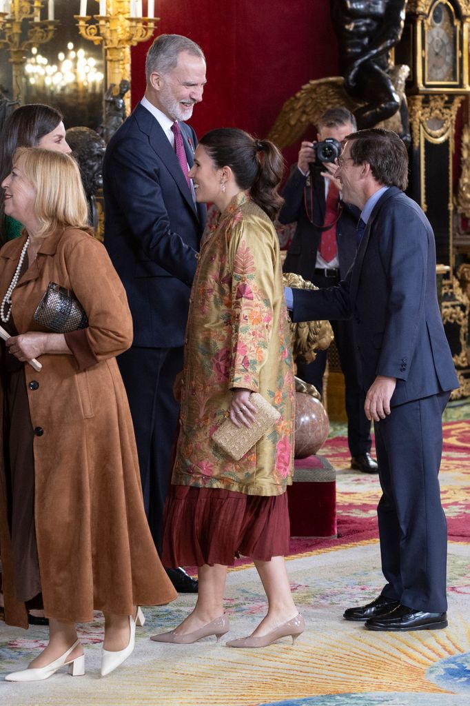 Teresa Urquijo en la recepción de los Reyes en Palacio por el Día de la Hispanidad