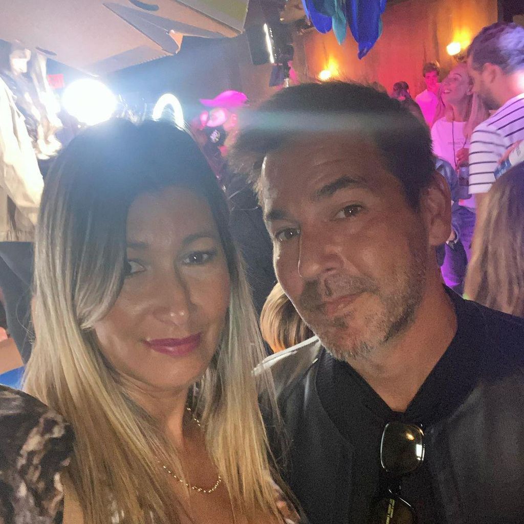 h ctor montaner con su esposa