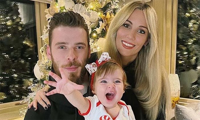 Edurne y David de Gea con su hija Yanay
