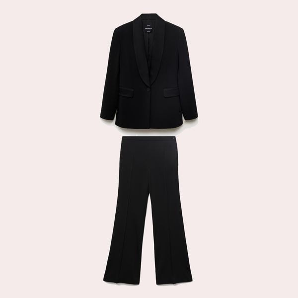 Traje de chaqueta acampanado detalles satinados Mango