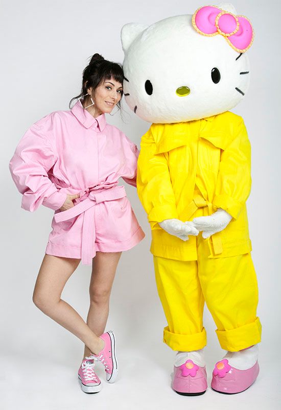 hello_kitty_maria_escote_1