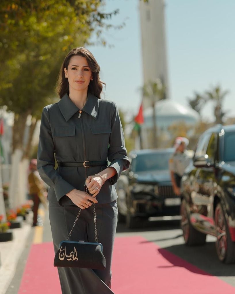 La princesa Rajwa de Jordania en la segunda apertura del parlamento hachemita en Amán, 2025.