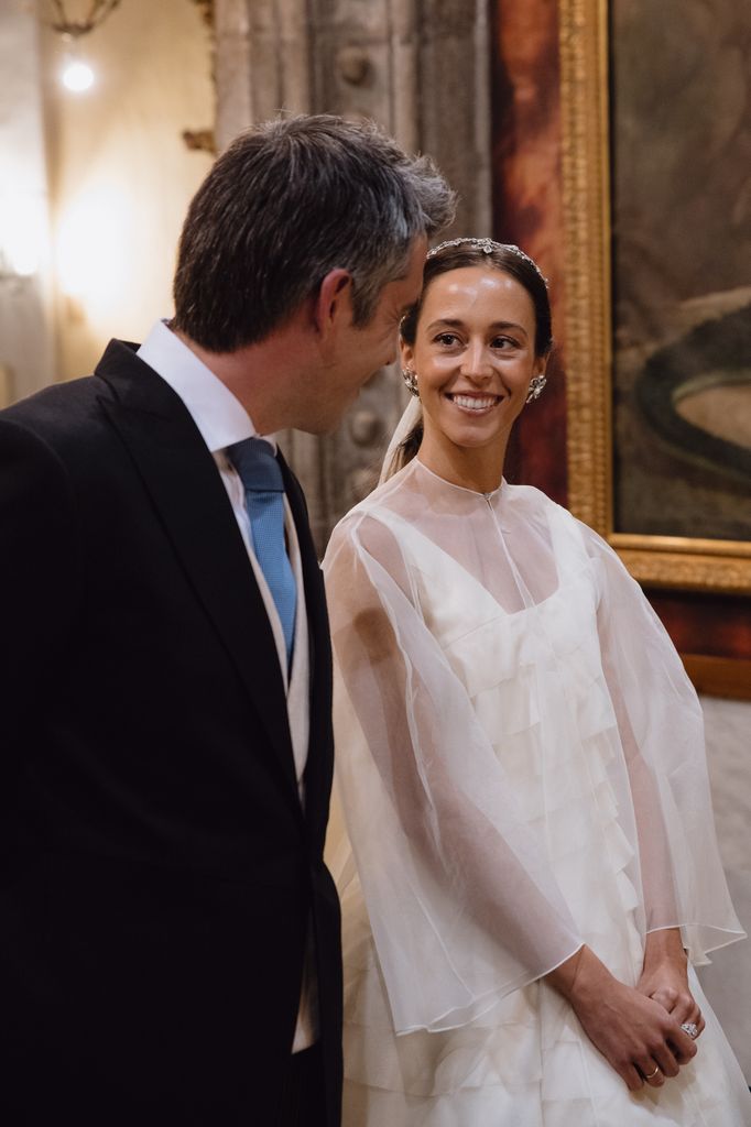Vestido de novia con volantes y cancán de Ynés Suelves
