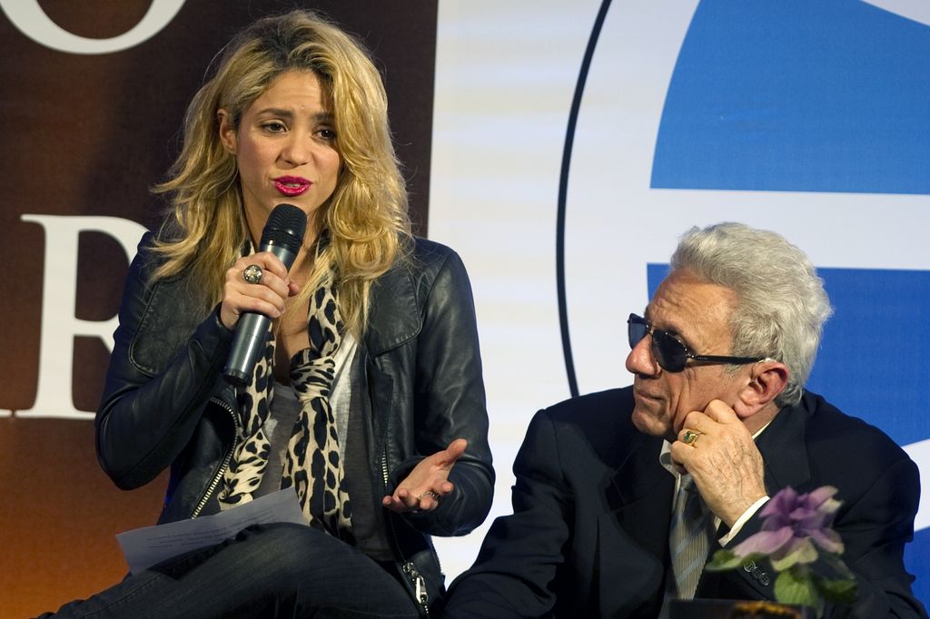 Shakira en la presentación de 'Al viento y al azar', el libro que escribió su padre