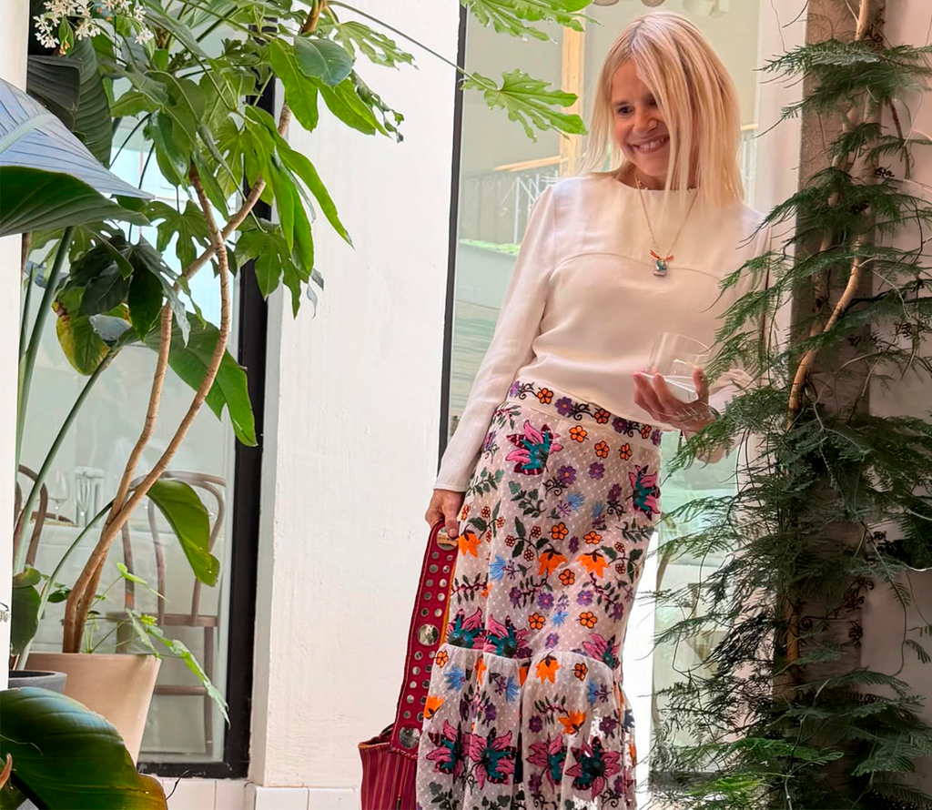 Eugenia Martínez de Irujo con un 'look' de su colaboración con Antik Batik