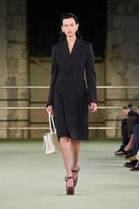 bottega veneta po f22 017017220303